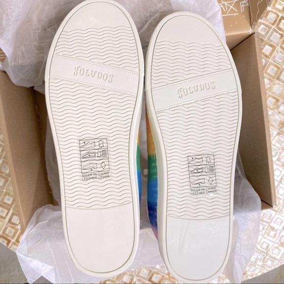 Soludos Womens Low Top Sneakers Rainbow Stripe Embroidered Organic Cotton Size 7 - Picture 11 of 16